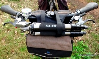 Picture of Slik Mini II tripod with touring bike 
