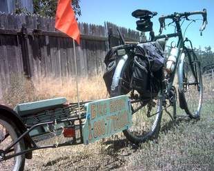 Picture of single wheel bicycle cargo trailer
