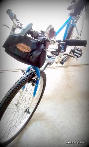 Picture of Handlebar Bag for Bike Commuting