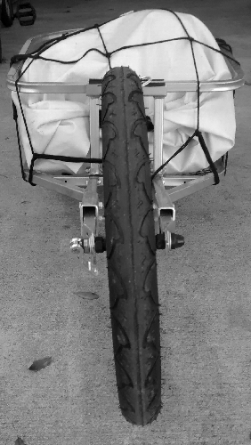 Picture of single wheel bike trailer bicycle repair