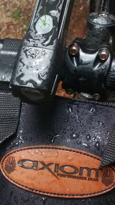Picture of water resistant axiom handlebar bag