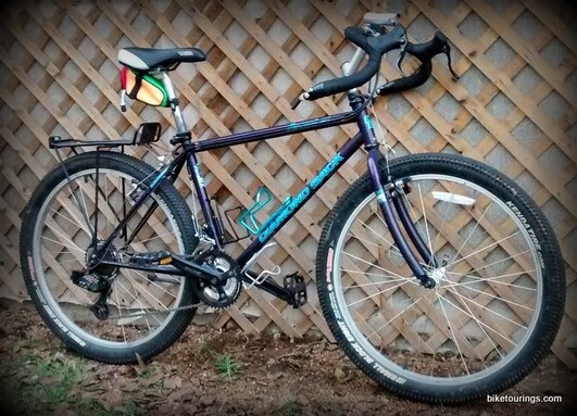 Picture of mountain bike for touring with Gary 2 dirt drop bars