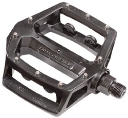 Picture platform or flat pedals for bike commuting