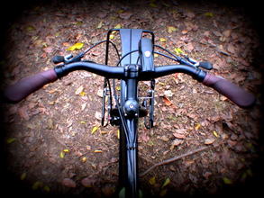 Picture of mountain bike handle bar for touring and commuting