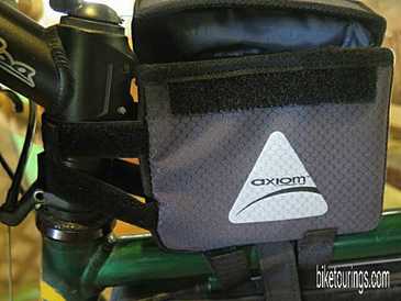 Picture of Axiom Smart Box velcro lid cover for bike touring or commuting