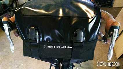 Picture Detours Sodo Handlebar bag with 7 watt solar panel for bike touring